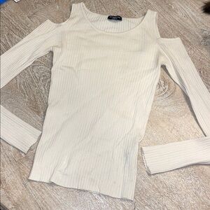 Bebe cold shoulder top Y2K